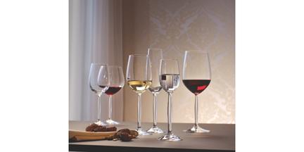 Чаши за вино и шампанско