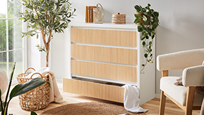 Направи си сам скрин с дървени акценти